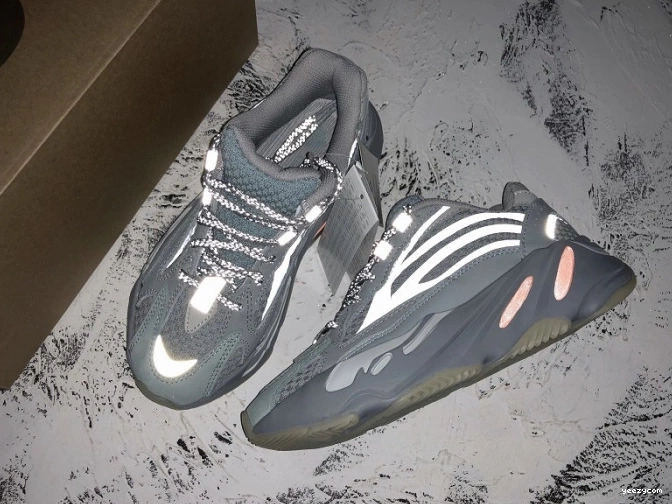 Adidas FW2549 Yeezy 700 'Inertia' Boost V2 0921